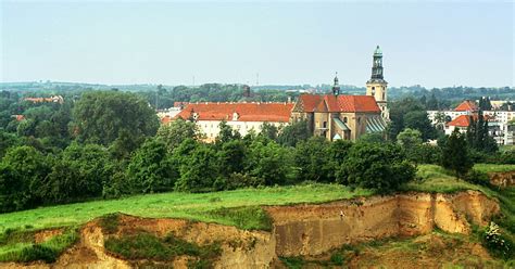 Wyszukaj hotele w mieście Trzebnica